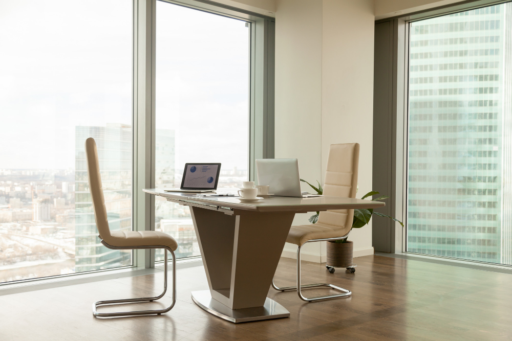Creating a Positive First Impression with a Clean and Inviting Office